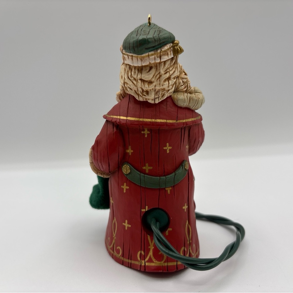 Hallmark Keepsake Ornament 1997 Santa’s Secret Gift Handcrafted Old-World Santa - Picture 5 of 12